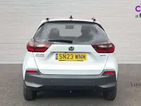 Second-hand Honda Jazz Hybrid 109 CP (80 kW) 2023 Alb Hatchback