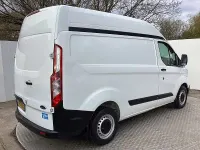 Begagnad Ford Transit Custom 105 HK (77 kW) 2019 Vit Van
