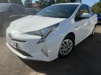Used Toyota Prius Active 2017 White Hatchback