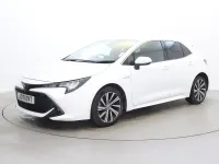Usado Toyota Corolla Design 122 CV (89 kW) 2021 Blanco Utilitario