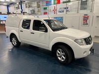 Used Nissan Navara Visia 145 HP (106 kW) 2014 White Pickup