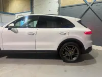 Used Porsche Cayenne 340 HP (250 kW) 2018 White SUV