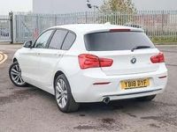 Usado BMW 118 Sport Line 2018 Branco Citadino