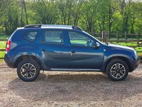 Used Dacia Duster Prestige 125 HP (91 kW) 2017 Blue SUV