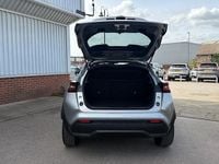 Usado Nissan Juke N-Connecta 143 CV (105 kW) 2023 Plateado SUV