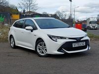 Used Toyota Corolla 122 HP (89 kW) 2020 White Estate