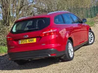 Używany Ford Focus Titanium 125 KM (91 kW) 2016 Czerwony Kombi