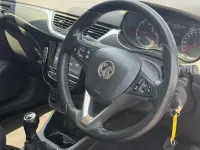 Used Vauxhall Corsa Design Edition 75 HP (55 kW) 2017 Hatchback