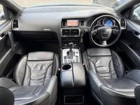 Begagnad Audi Q7 S-Line 229 HK (168 kW) 2007 Grå SUV