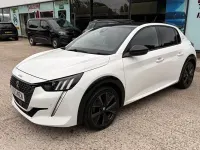 Used Peugeot 208 GT 131 HP (96 kW) 2023 White Hatchback