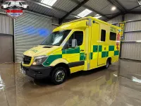 Used Mercedes Sprinter 190 HP (139 kW) 2017 Yellow