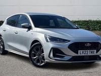 Usado Ford Focus ST-Line 125 HP (91 kW) 2023 Prateado Citadino