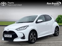Used Toyota Yaris Hybrid Design 2024 White Hatchback