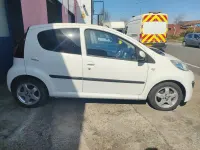 Used Peugeot 107 Allure 68 HP (50 kW) 2013 White Hatchback