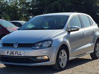 Begagnad VW Polo S 60 HK (44 kW) 2017 Silver Halvkombi