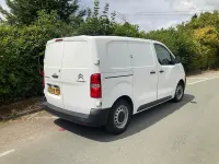 Used Citroën Dispatch 100 HP (73 kW) 2019 White MPV