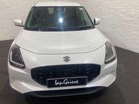 Begagnad Suzuki Swift 82 HK (60 kW) 2024 Vit Halvkombi