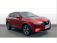 Used Nissan Qashqai N-Connecta 155 HP (114 kW) 2023 Red SUV