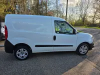 Używany Fiat Doblò 95 KM (69 kW) 2017 Biały Minivan