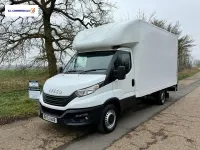 Begagnad Iveco Daily 136 HK (100 kW) 2022 Vit Cab