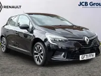 Used Renault Clio Iconic 90 HP (66 kW) 2021 Black Hatchback