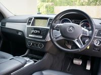 used Mercedes ML250 M-Class 2013 (63) MERCEDES BENZCDI BLUETEC AMG SPORT ESTATE DIESEL AUTO SILV