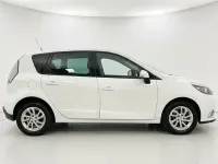 Used Renault Scénic III Dynamique 110 HP (80 kW) 2013 White MPV