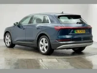 Usado Audi e-tron Advanced 230 kW (313 HP) 2020 Azul SUV