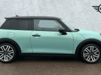 Used Mini Cooper S Hatch 201 HP (147 kW) 2024 Green Hatchback