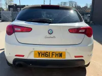 Used Alfa Romeo Giulietta Veloce 2011 White Hatchback
