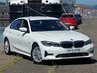 Used BMW 330e Comfort Edition 292 HP (214 kW) 2022 White Sedan