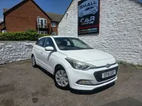 Used Hyundai i20 2016 White Hatchback