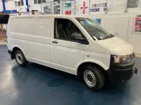Second-hand VW Transporter Startline 140 CP (102 kW) 2015 Alb Van