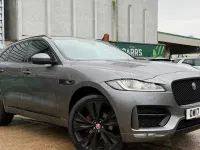 Usado Jaguar F-Pace R-Sport 179 HP (131 kW) 2020 SUV