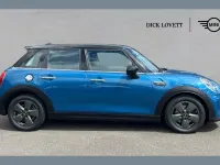 Used Mini Cooper S Classic 176 HP (129 kW) 2022 Blue Hatchback
