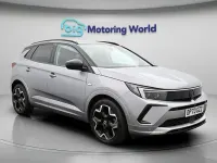 Second-hand Vauxhall Grandland X Ultimate 131 CP (96 kW) 2023 Gri SUV