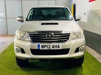 used Toyota HiLux 3.0 D-4D Invincible Pickup 4dr Diesel Manual 4WD Euro 5 (171 ps)