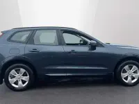 Used Volvo XC60 Momentum 194 HP (142 kW) 2021 Blue SUV