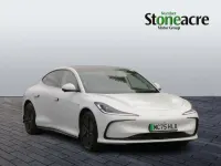 Used MG IM5 216 kW (295 HP) 2025 White Hatchback
