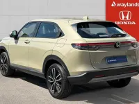 Used Honda HR-V Elegance 131 HP (96 kW) 2023 Beige SUV