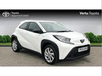 Used Toyota Aygo X PURE 72 HP (52 kW) 2024 White SUV