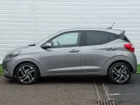 Used Hyundai i10 Premium 84 HP (61 kW) 2023 Bronze Hatchback