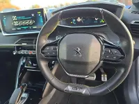 Używany Peugeot e-208 Premium 100 kW (136 KM) 2021 Szary Hatchback