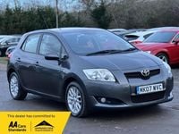 Used Toyota Auris 124 HP (91 kW) 2007 Grey Hatchback