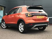 Usado VW T-Cross SEL 110 HP (80 kW) 2023 Laranja SUV