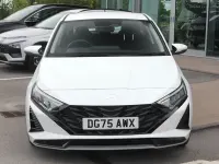 Used Hyundai i20 Advanced 101 HP (74 kW) 2025 White Hatchback