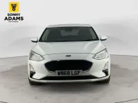 Used Ford Focus Zetec 100 HP (73 kW) 2018 White Hatchback