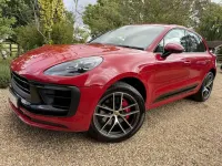 Used Porsche Macan 380 HP (279 kW) 2022 Red SUV