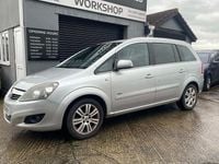 Used Vauxhall Zafira Design Edition 115 HP (84 kW) 2013 Silver MPV