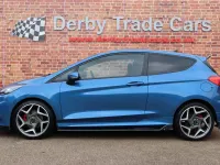 Second-hand Ford Fiesta ST 200 CP (147 kW) 2021 Albastru Hatchback